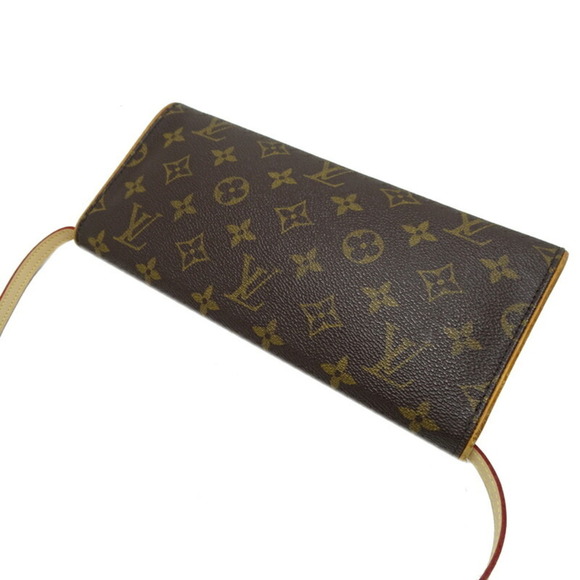 LOUIS VUITTON Brown Monogram Pochette Shoulder Bag - Picture 4 of 10